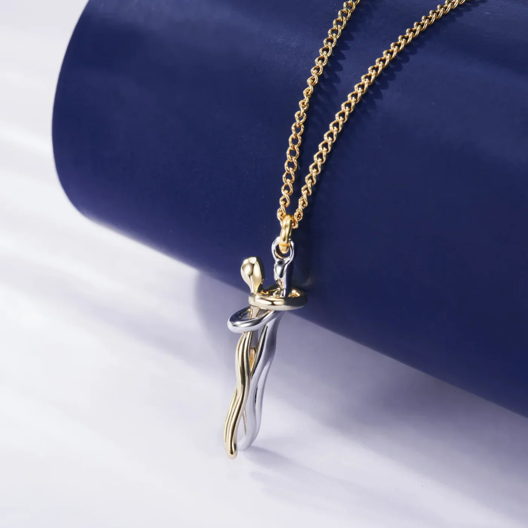 Collar Abrazo Eterno